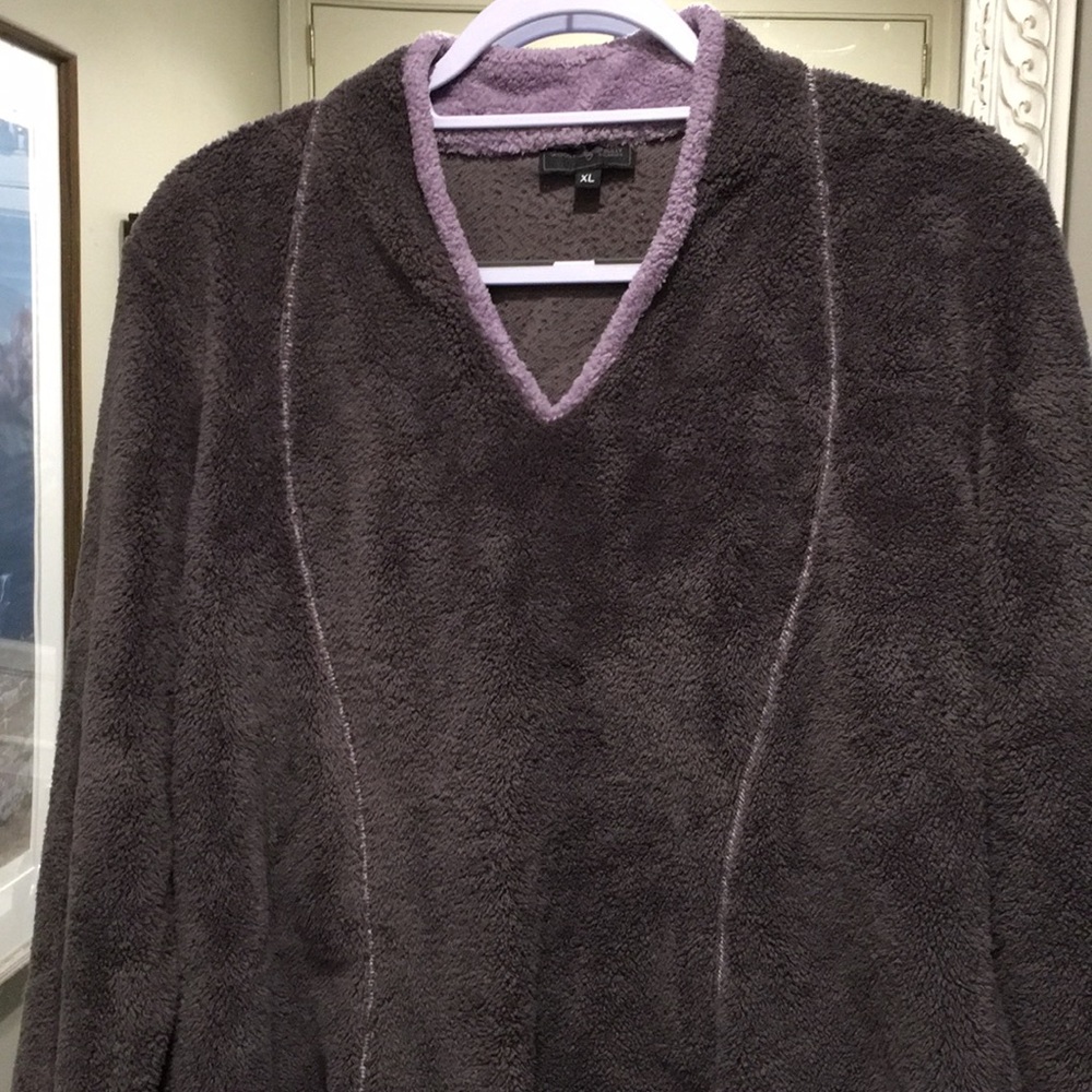 Women’s Wooly Bully XL fleece warm and nice